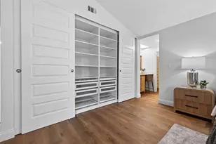 1222 Brightwaters Blvd NE, Saint Petersburg, FL 33704 - Photo 31