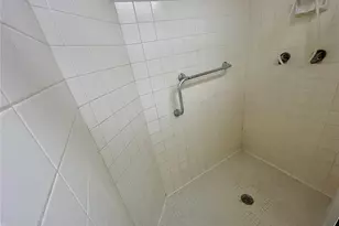 6960 20th Ave N, Saint Petersburg, FL 33710 - Photo 31