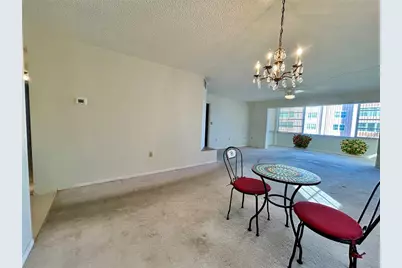 6960 20th Avenue N #301, Saint Petersburg, FL 33710 - Photo 5