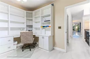 320 Island Way, Clearwater Beach, FL 33767 - Photo 17