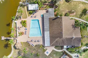 4636 Portland Manor Dr, New Port Richey, FL 34655 - Photo 37