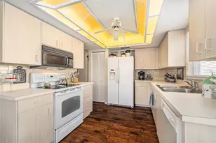 4636 Portland Manor Dr, New Port Richey, FL 34655 - Photo 13