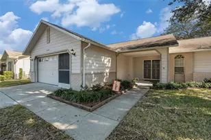 4636 Portland Manor Dr, New Port Richey, FL 34655 - Photo 5