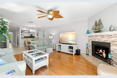 391 Madeira Circle, Tierra Verde, FL 33715 - Photo 5