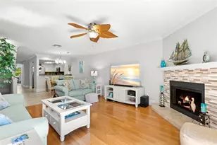 391 Madeira Cir, Tierra Verde, FL 33715 - Photo 5