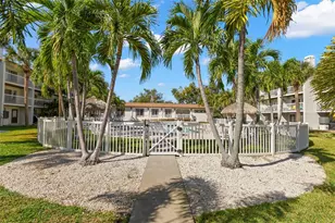 391 Madeira Cir, Tierra Verde, FL 33715 - Photo 31