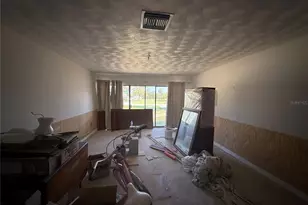 653 Bayshore Dr, Tarpon Springs, FL 34689 - Photo 7