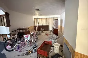 653 Bayshore Dr, Tarpon Springs, FL 34689 - Photo 5