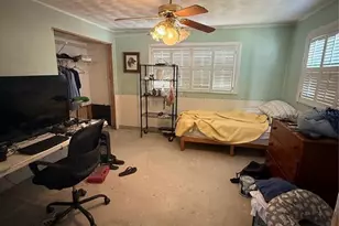 653 Bayshore Dr, Tarpon Springs, FL 34689 - Photo 19