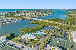 11730 Shipwatch Dr, Largo, FL 33774 - Photo 33