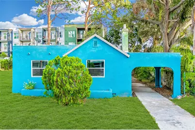 762 30th Avenue S, Saint Petersburg, FL 33705 - Photo 1