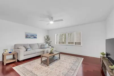 210 5th Avenue S #404, Saint Petersburg, FL 33701 - Photo 15