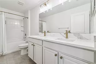 21143 Passive Porch Dr, Land O Lakes, FL 34637 - Photo 25