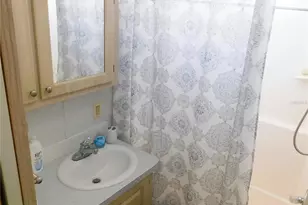 3443 Malachite Dr, Zephyrhills, FL 33540 - Photo 15