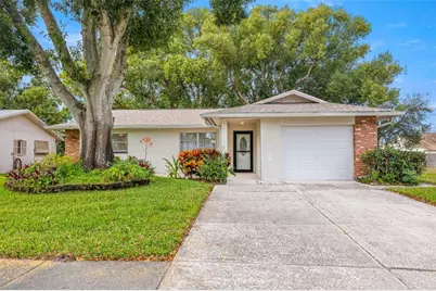 142 Stafford Circle, Palm Harbor, FL 34684 - Photo 1