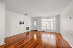 142 Stafford Cir, Palm Harbor, FL 34684 - Photo 7