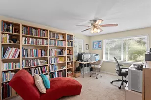 5500 Venetian Blvd NE, Saint Petersburg, FL 33703 - Photo 35