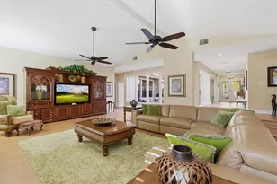 1100 Muirfield Ct, Tarpon Springs, FL 34688 - Photo 11