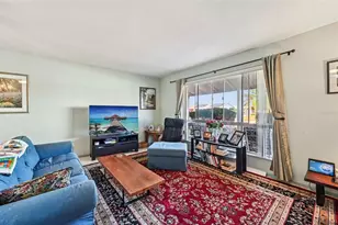 722 Tam O Shanter Ave, Sun City Center, FL 33573 - Photo 3