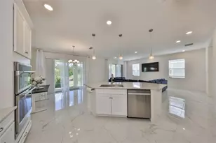 5232 Wishing Arch Dr, Apollo Beach, FL 33572 - Photo 11