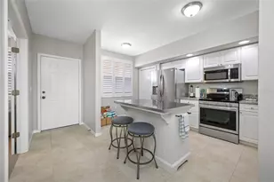 960 Starkey Rd, Largo, FL 33771 - Photo 17