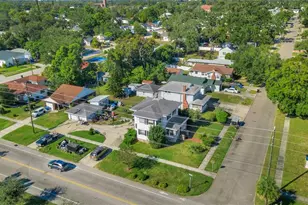 2555 Queen St S, Saint Petersburg, FL 33712 - Photo 23