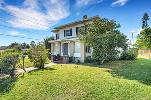 2555 Queen St S, Saint Petersburg, FL 33712 - Photo 3