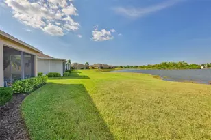 2241 Nottingham Greens Dr, Sun City Center, FL 33573 - Photo 39