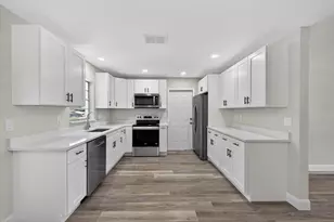 1116 Sagamore Dr, Seffner, FL 33584 - Photo 9