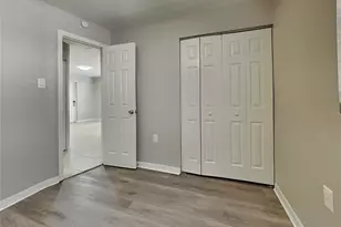 [Address not provided], Tampa, FL 33613 - Photo 13