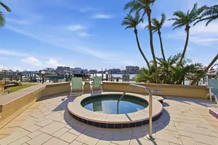 690 Island Way, Clearwater Beach, FL 33767 - Photo 43