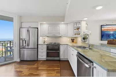 690 Island Way #810, Clearwater Beach, FL 33767 - Photo 19