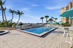 690 Island Way, Clearwater Beach, FL 33767 - Photo 41