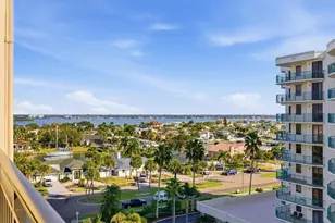 690 Island Way, Clearwater Beach, FL 33767 - Photo 13