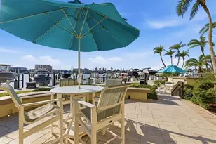 690 Island Way, Clearwater Beach, FL 33767 - Photo 45