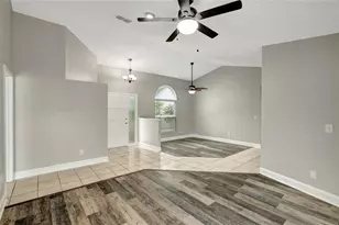 8635 Chadwick Dr, Tampa, FL 33635 - Photo 11