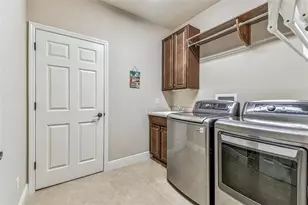 1580 Lavello Ln, Palm Harbor, FL 34683 - Photo 73