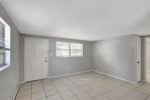 910 E Waters Ave, Tampa, FL 33604 - Photo 3