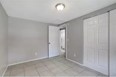 910 E Waters Avenue, Tampa, FL 33604 - Photo 13