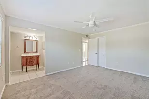 3402 Latania Dr, Tampa, FL 33618 - Photo 25