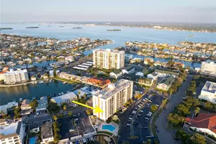 255 Dolphin Point, Clearwater Beach, FL 33767 - Photo 29
