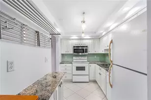 255 Dolphin Point, Clearwater Beach, FL 33767 - Photo 11