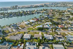 10121 4th St E, Treasure Island, FL 33706 - Photo 43