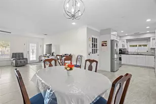 10121 4th St E, Treasure Island, FL 33706 - Photo 9