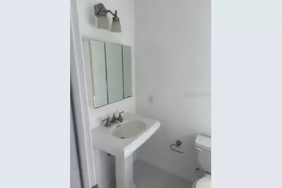 5211 Wilcox Road, Tampa, FL 33624 - Photo 17