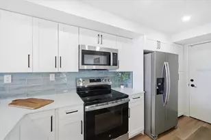 7400 Sun Island Dr S, South Pasadena, FL 33707 - Photo 19