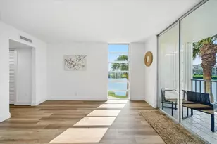 7400 Sun Island Dr S, South Pasadena, FL 33707 - Photo 15