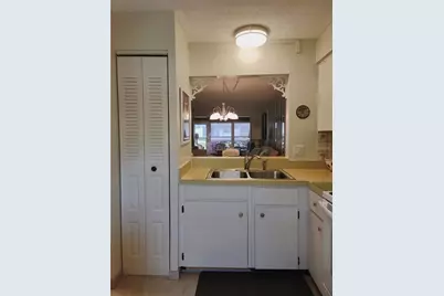 4634 Lake Boulevard, Clearwater, FL 33762 - Photo 9