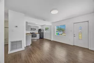 5114 N Mac Dill Ave, Tampa, FL 33614 - Photo 7