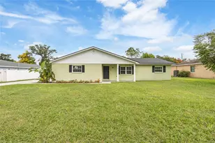 934 Point View Ln, Lakeland, FL 33813 - Photo 1